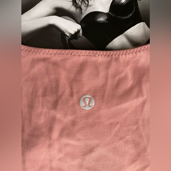 Lululemon Nulu And Mesh Yoga Tank Top
Jewel Emboss Spiced Chai Size 4 - Picture 6 of 15